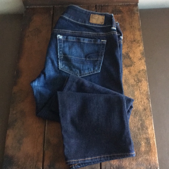 American Eagle Outfitters Denim - NWOT!! American EAgle artist crop